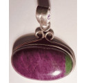 pendentif rubis zoisite