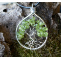 Tree of Life Peridot, Green Gemstone Pendant Création LE SAULE REVEUR