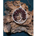 Arbre de VIe en Grenat, Pendentif en pierre rouge, Creation LE SAULE REVEUR