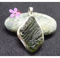 Pendentif en Moldavite monté sur Argent