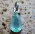 Pendentif Goutte en Apatite Facettée