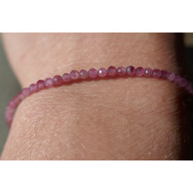 Bracelet fin en Tourmaline rose facettée