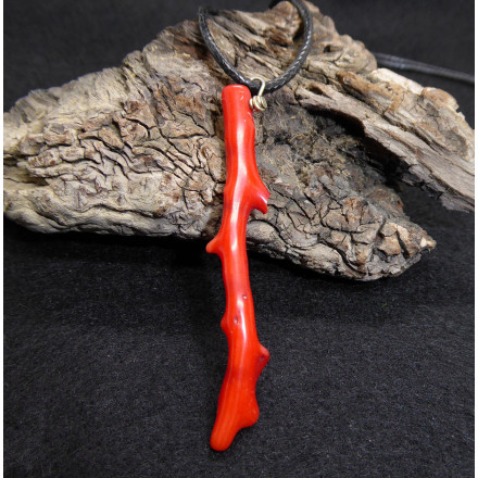 Pendentif Branche de Corail Rouge