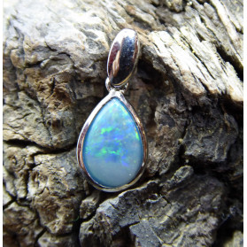 Precious Opale Drop Pendant