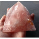 pyramide en quartz rose