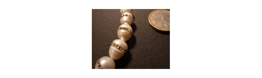 Oval Beads Necklaces